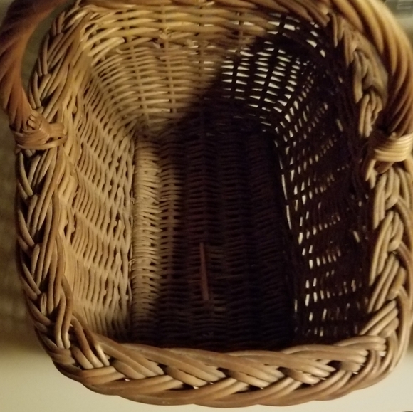 Baskets - Picture 2 of 4
